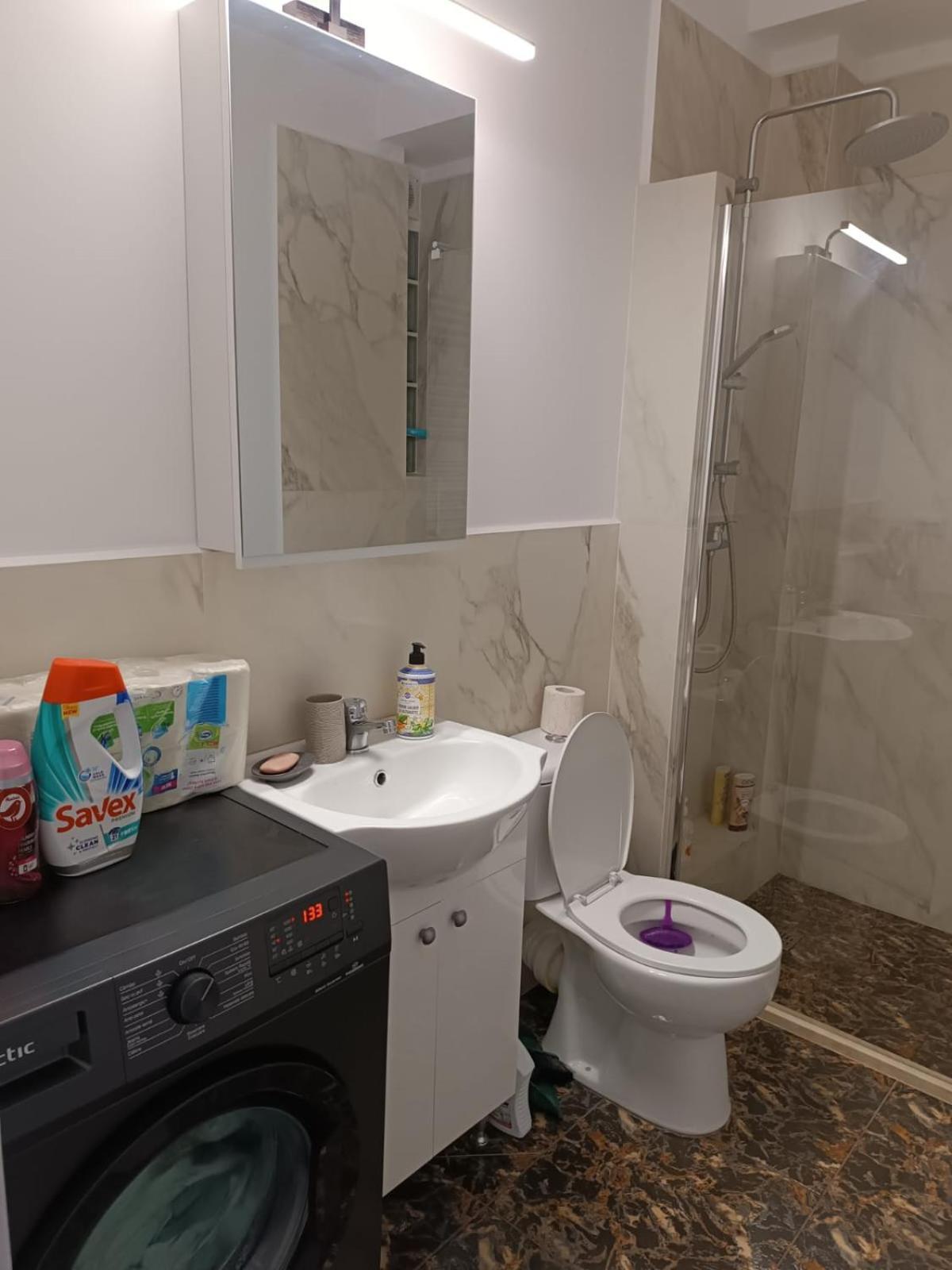 Apartament 2 Camere, Bloc Nou, Langa Promenada Moll, Capacitate 4 Persoane Craiova Exterior foto