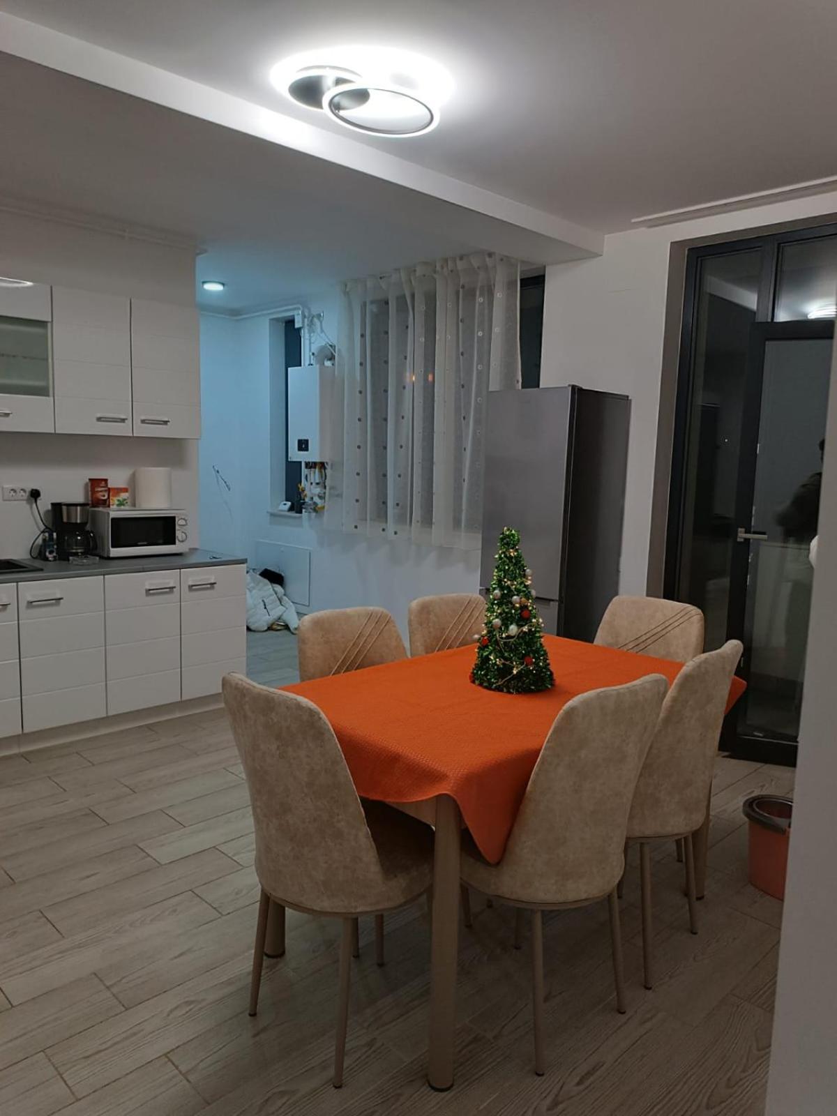 Apartament 2 Camere, Bloc Nou, Langa Promenada Moll, Capacitate 4 Persoane Craiova Exterior foto
